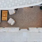 Lambi Apartman