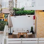 Lambi Apartman *